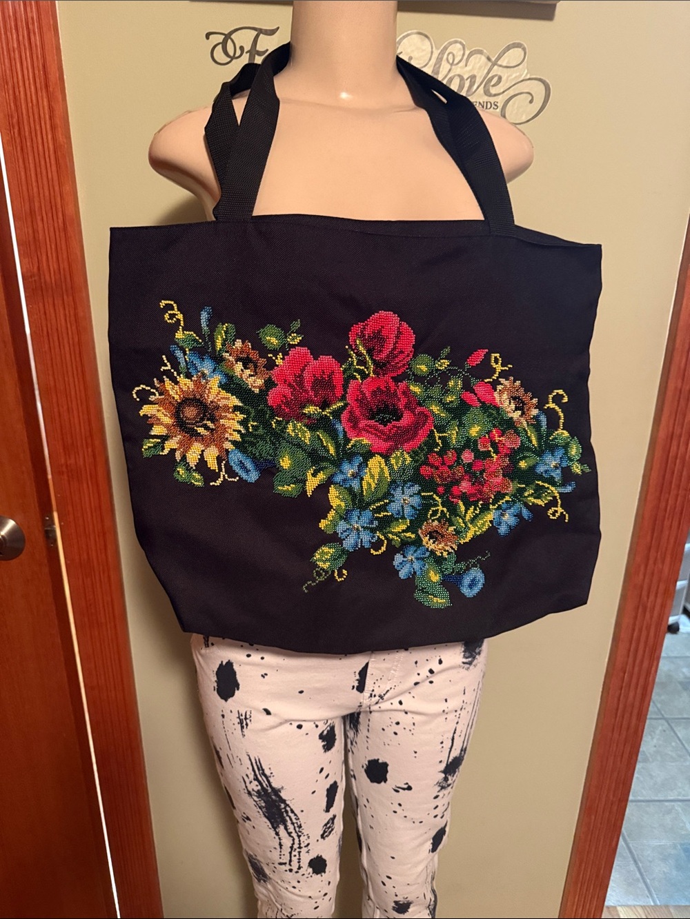 Black Floral Embroidered Tote Bag - Elegant Everyday Carry